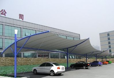 貴陽活動(dòng)房價(jià)格及集裝箱活動(dòng)板房與圍欄全解析